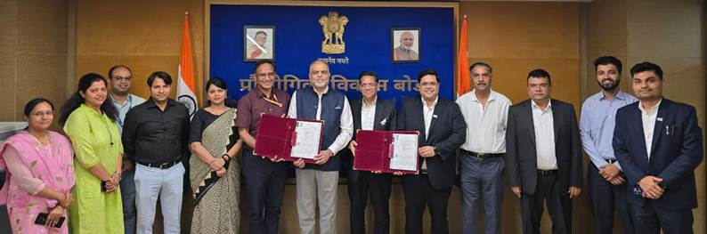 Govt Supports Commercialisation of Lightweight Indigenous CNG Cylinders