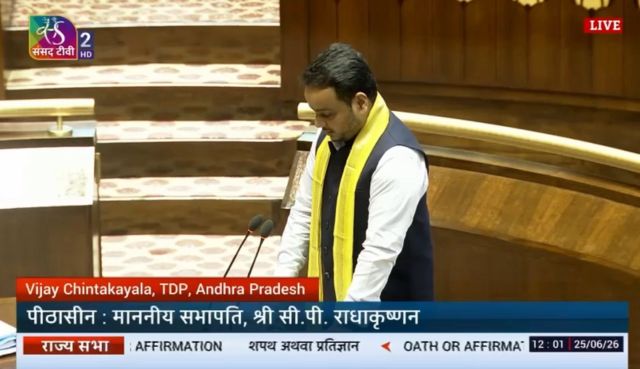 Rajya Sabha Oath Becomes a Tribute to Andhra’s Weavers as Chintakayala Vijay Chooses Mangalagiri Handloom