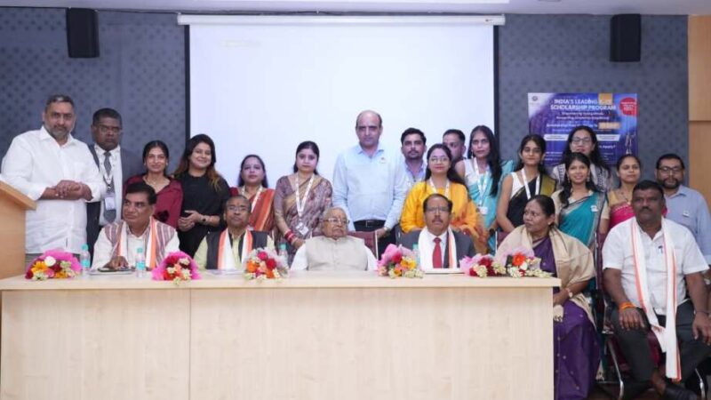 ​Shiksharatan India Foundation Organises Training Programme on Scholarships